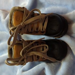 Timberland boots size 5 Tan and Black